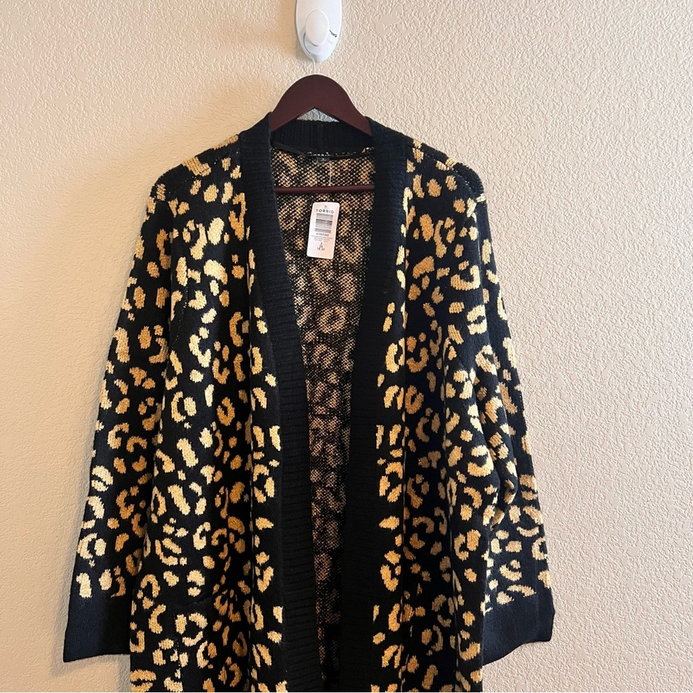 Torrid Vegan Cashmere Duster Jacquard Lurex Sweater Size 2 NWT - Picture 3 of 11